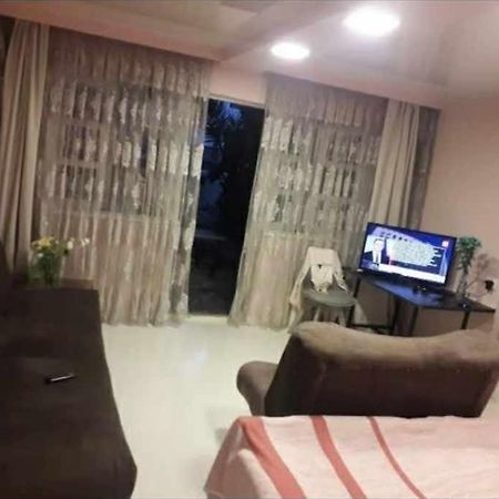 Zaza Guest House Kobuleti Bagian luar foto