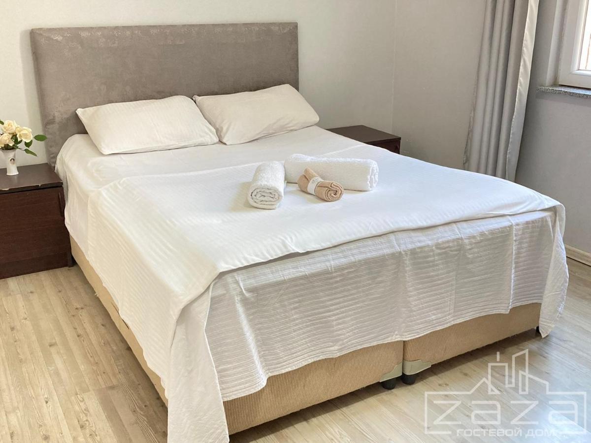 Zaza Guest House Kobuleti Bagian luar foto