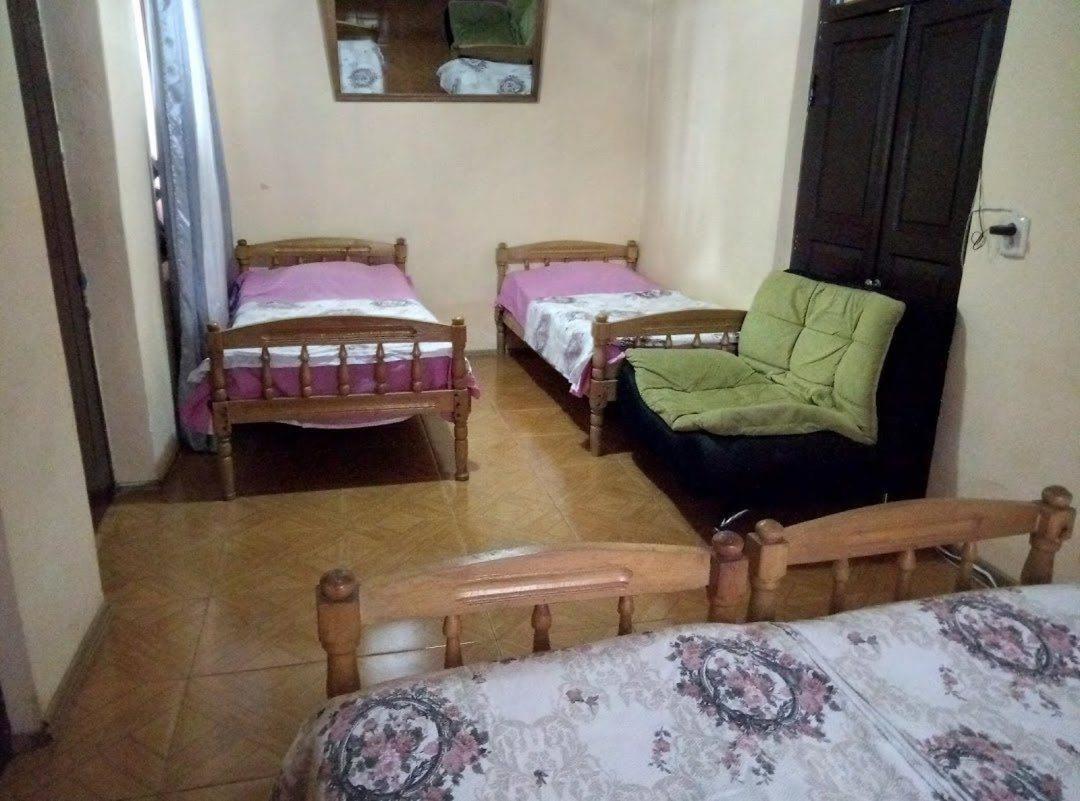 Zaza Guest House Kobuleti Bagian luar foto
