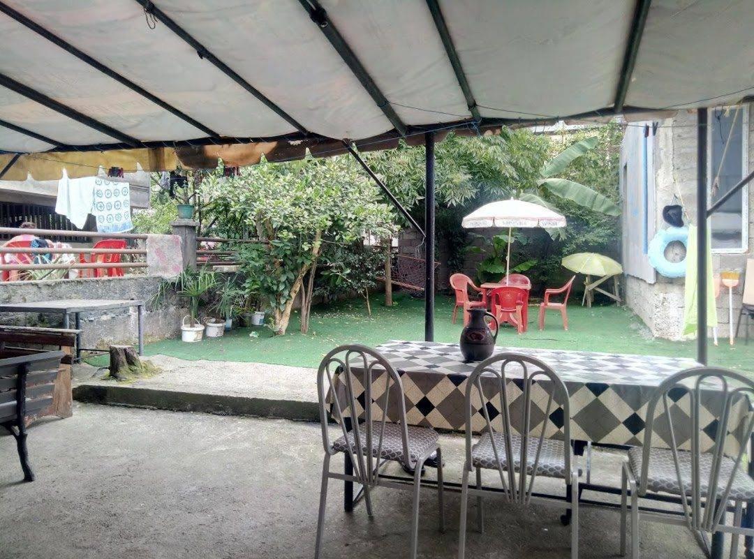 Zaza Guest House Kobuleti Bagian luar foto