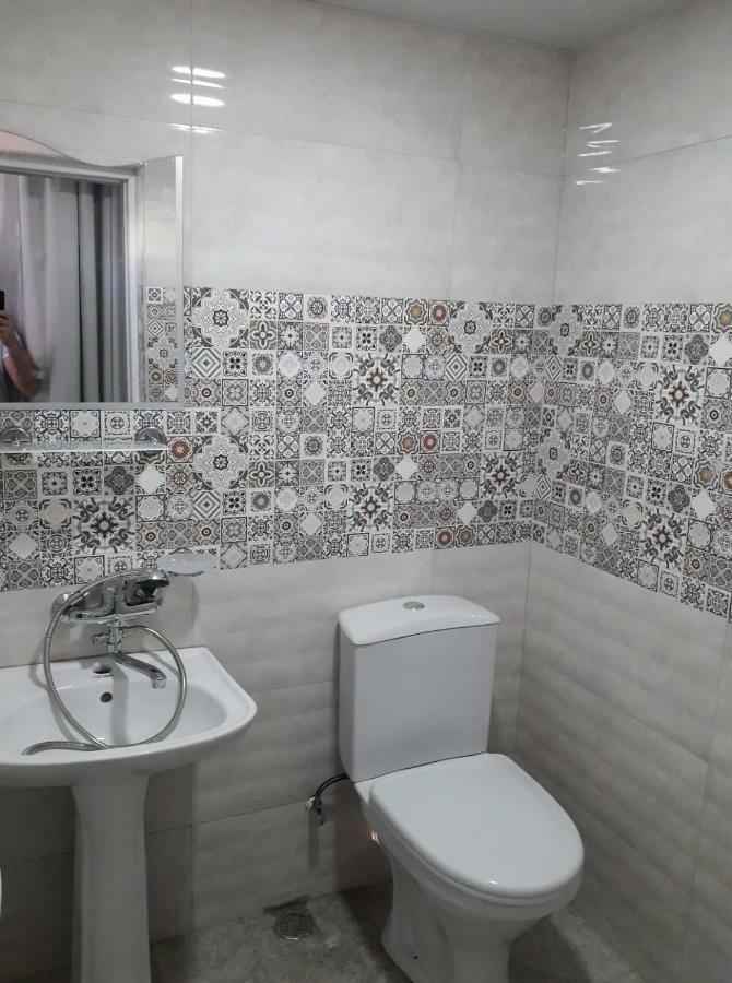 Zaza Guest House Kobuleti Bagian luar foto