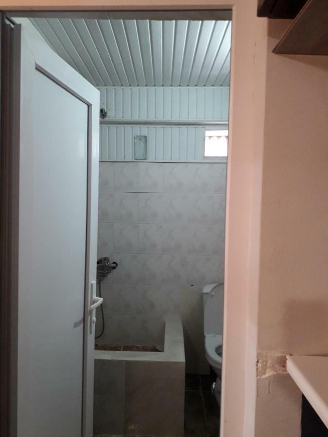 Zaza Guest House Kobuleti Bagian luar foto