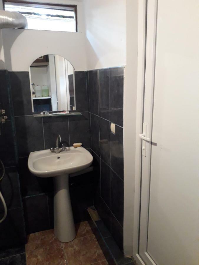 Zaza Guest House Kobuleti Bagian luar foto